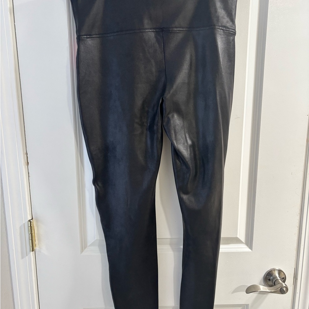 NWT Women’s SPANX Shaping Black Faux Leather Leggings - Picture 8 of 8